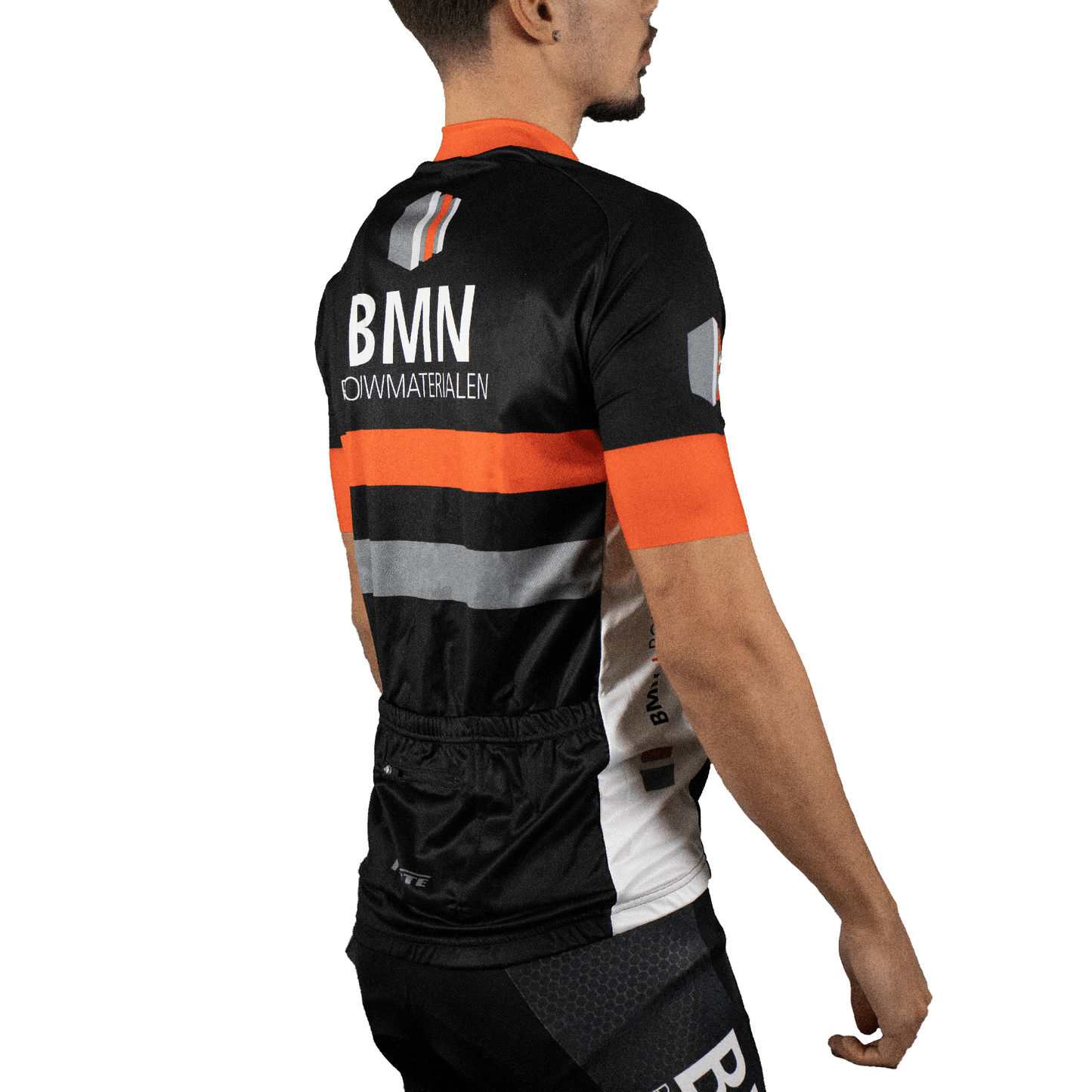 BMN wielershirt gedragen – comfortabel, professioneel shirt met perfecte pasvorm - achterkant